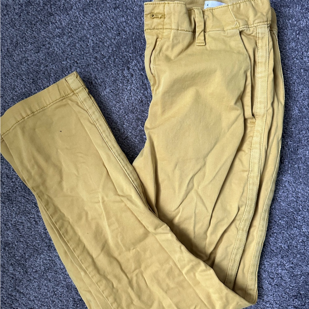 Yellow Gap Girlfriend Chinos. Size 4. Tuxedo stripe detailing down both legs.